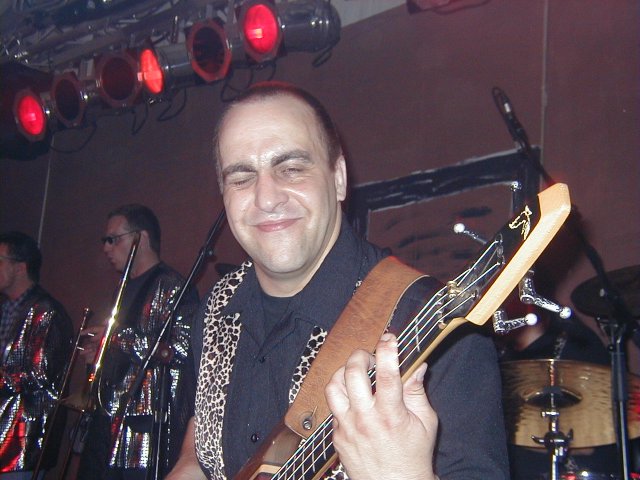 Andreas am Bass