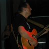 Bernd an der Gitarre