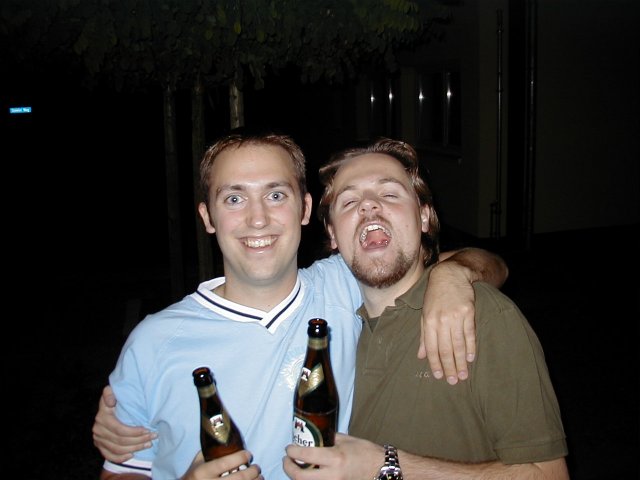 Daniel und Thomas mit Bierchen