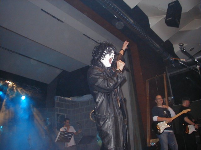 drued-wl2003-b-102.jpg
