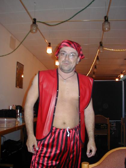 Bonsai im Piraten-Outfit