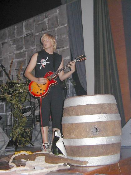 drued-wl2004-b-105.jpg