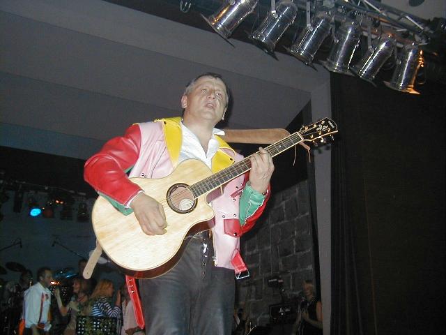 drued-wl2004-b-141.jpg