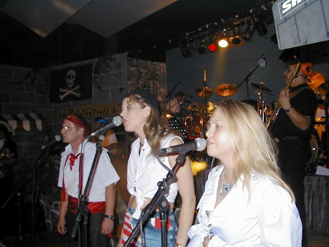 drued-wl2004-b-64.jpg