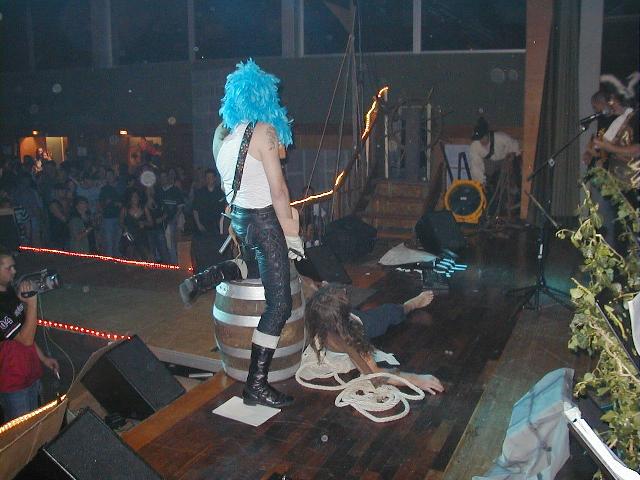 drued-wl2004-b-76.jpg