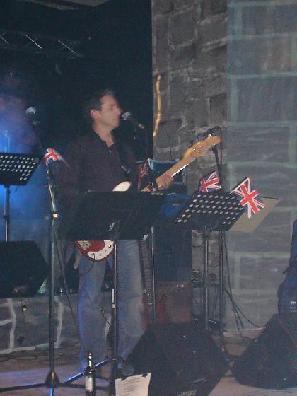 Colin mit Gitarre