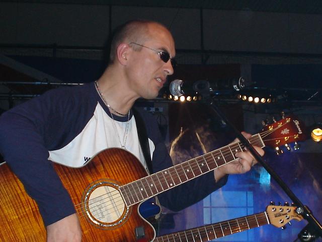 Mal was anderes: Andy am Mikrofon