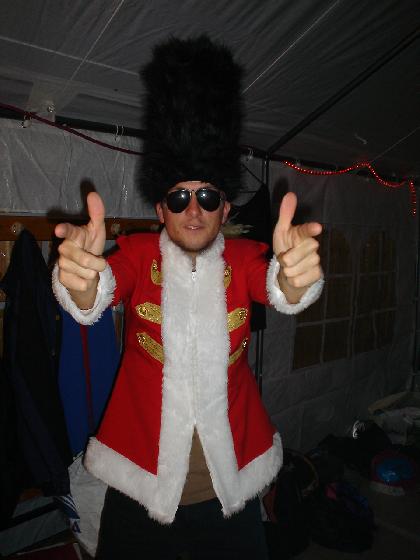 Nils als Leibgarde der Queen