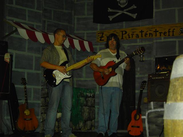 Andy und Martin an den Gitarren