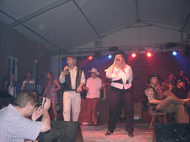 ruela-fest-woelive-2003-102.jpg