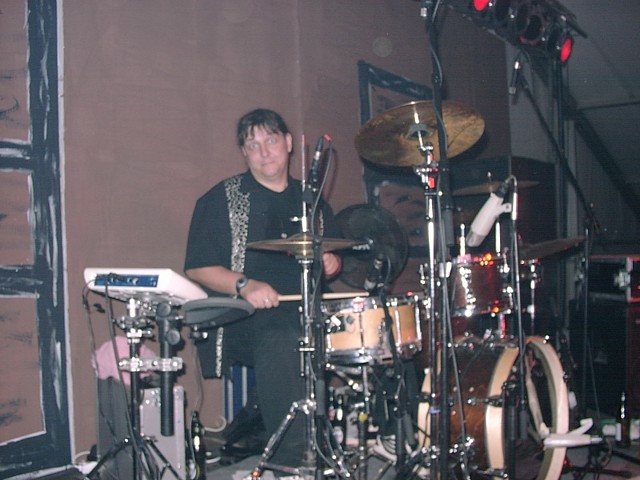 ruela-fest-woelive-2003-106.jpg