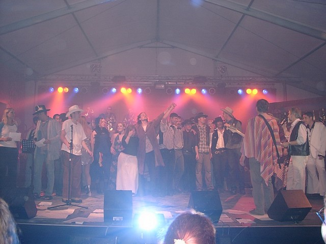 ruela-fest-woelive-2003-134.jpg