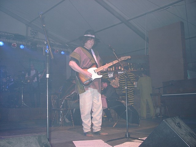 ruela-fest-woelive-2003-35.jpg