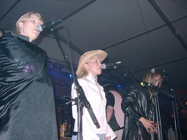 ruela-fest-woelive-2003-66.jpg